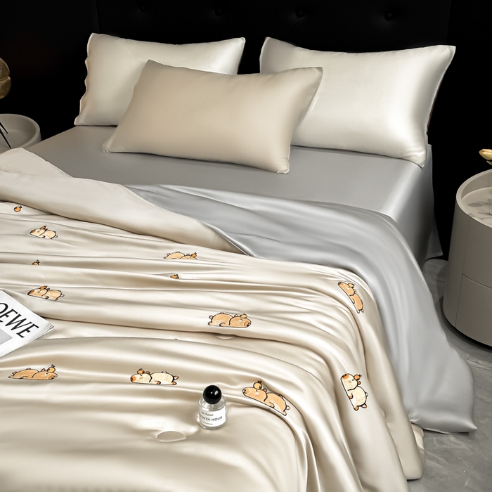 91家纺网 家纺一手货源 找家纺 席佬大 2026新款水洗冰丝夏被 夏被四件套 咕噜—梧桐灰