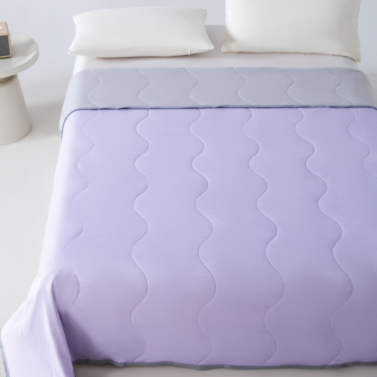 91家纺网 家纺一手货源 找家纺 畅销被业 2026新款凉感丝夏凉被夏被-大波浪 波浪格-紫色