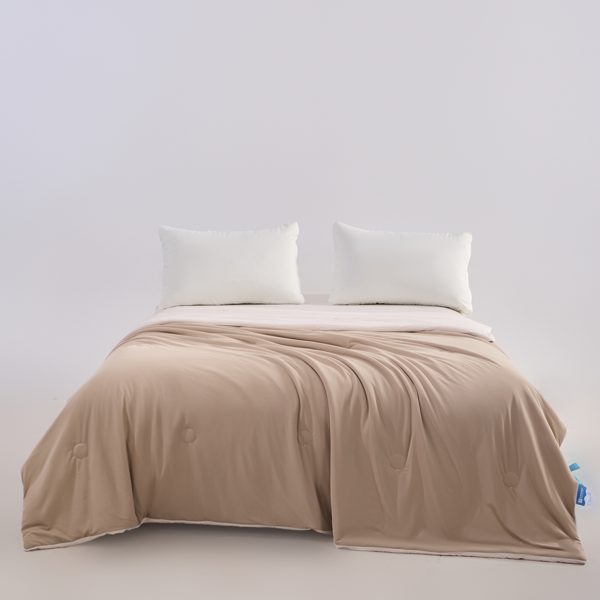 91家纺网 家纺一手货源 找家纺 苏羿家纺 2026春夏新款A类踩棉工艺凉感丝纯色夏被空调被夏凉被 被子被芯 奶油白+浅咖