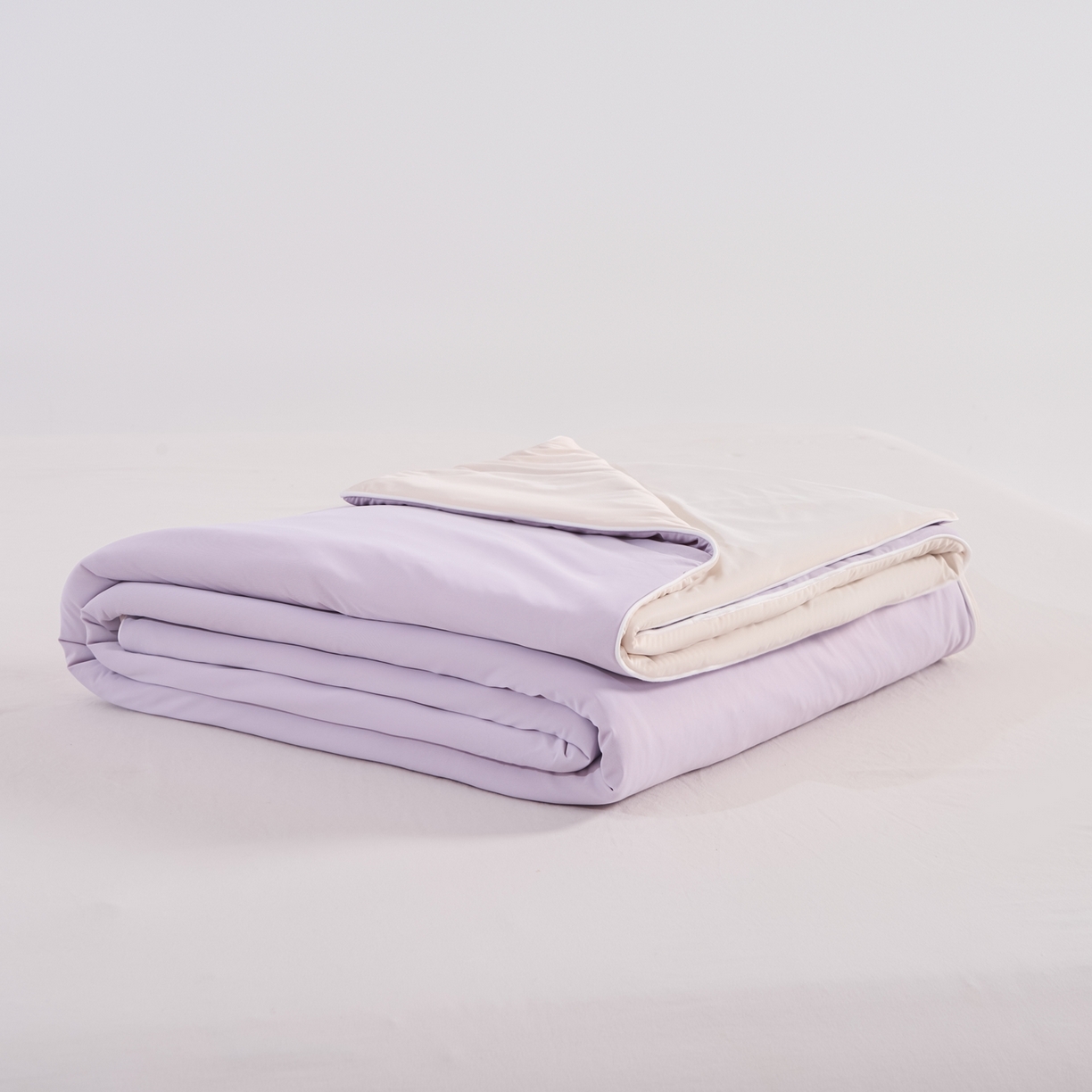 91家纺网 家纺一手货源 找家纺 苏羿家纺 2026春夏新款A类踩棉工艺凉感丝纯色夏被空调被夏凉被 被子被芯 奶油白+浅紫