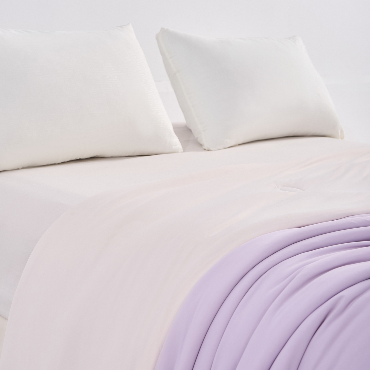 91家纺网 家纺一手货源 找家纺 苏羿家纺 2026春夏新款A类踩棉工艺凉感丝纯色夏被空调被夏凉被 被子被芯 奶油白+浅紫