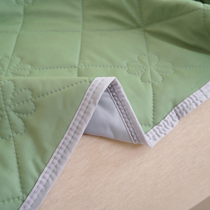 91家纺网 家纺一手货源 找家纺 畅销被业 2026新款跨境外贸凉感丝纯色压花夏被系列 果绿