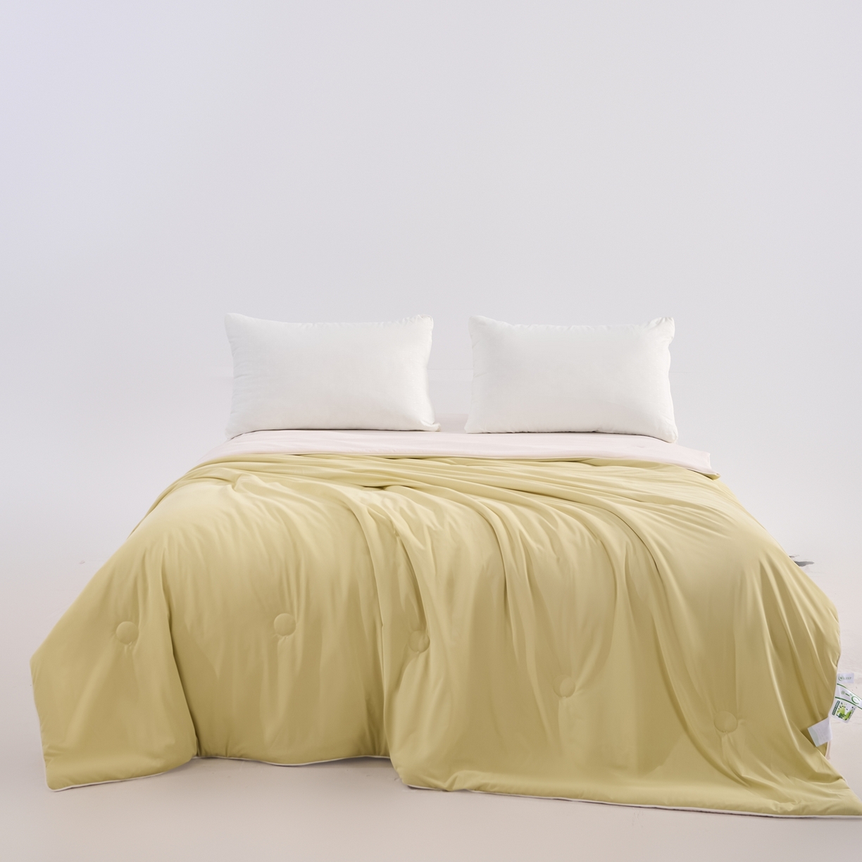 91家纺网 家纺一手货源 找家纺 苏羿家纺 2026春夏新款A类踩棉工艺凉感丝纯色夏被空调被夏凉被 被子被芯 奶油白+芝士黄