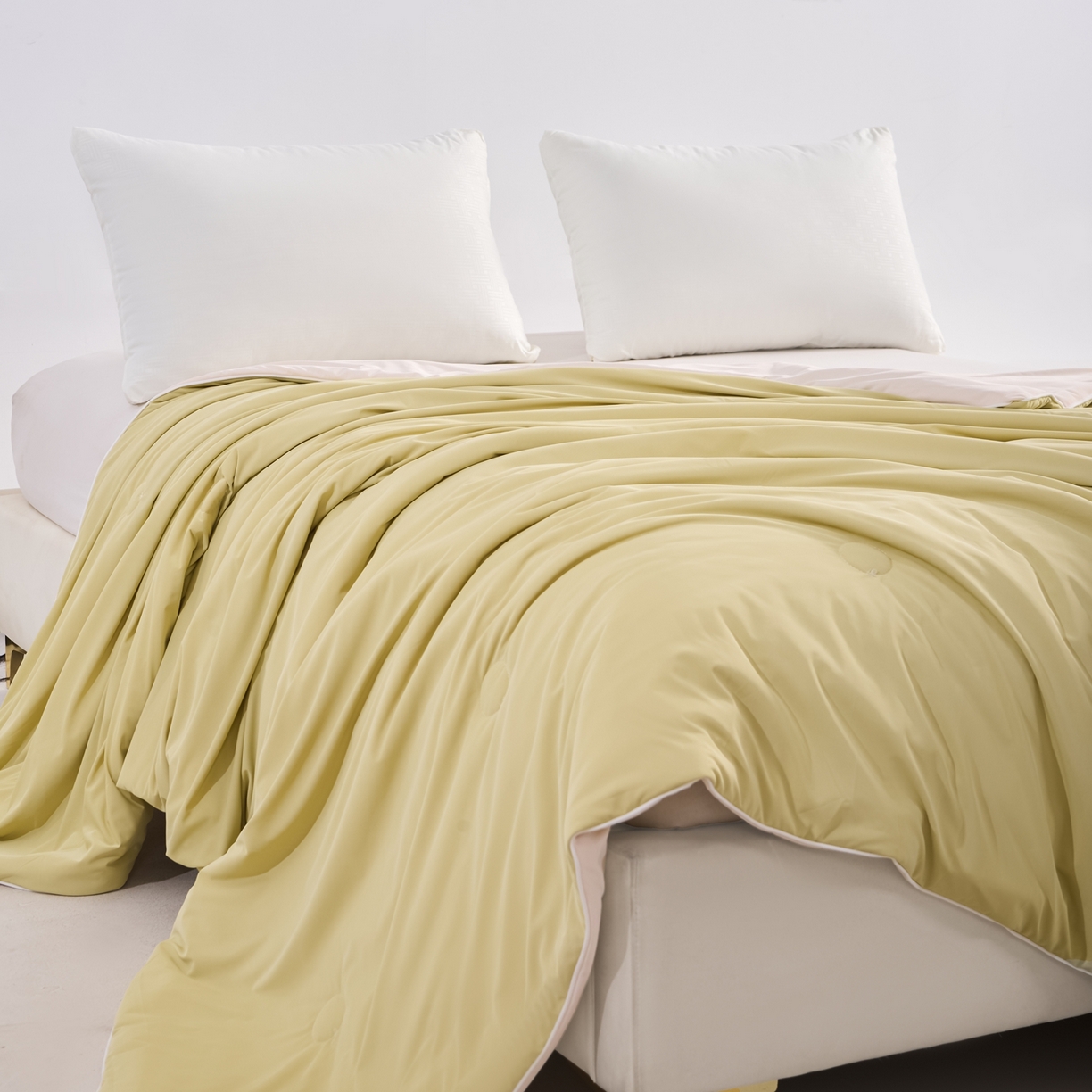 91家纺网 家纺一手货源 找家纺 苏羿家纺 2026春夏新款A类踩棉工艺凉感丝纯色夏被空调被夏凉被 被子被芯 奶油白+芝士黄