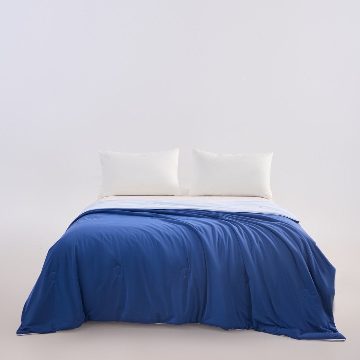 91家纺网 家纺一手货源 找家纺 苏羿家纺 2026春夏新款A类踩棉工艺凉感丝纯色夏被空调被夏凉被 被子被芯 浅蓝+深蓝