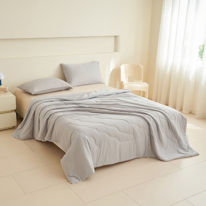 91家纺网 家纺一手货源 找家纺 畅销被业 2026新款凉感丝抗菌羽丝棉夏被夏凉被空调被 灰色