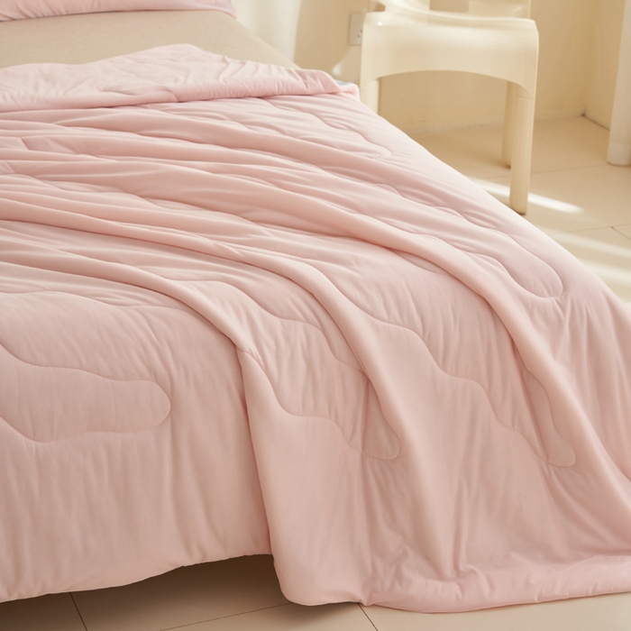 91家纺网 家纺一手货源 找家纺 畅销被业 2026新款凉感丝抗菌羽丝棉夏被夏凉被空调被 粉色-浅灰