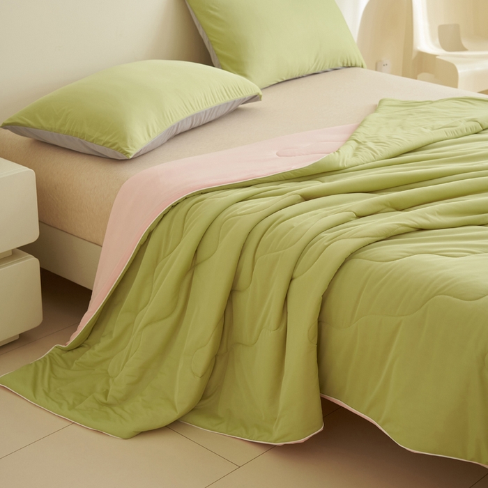 91家纺网 家纺一手货源 找家纺 畅销被业 2026新款凉感丝抗菌羽丝棉夏被夏凉被空调被 果绿-粉色