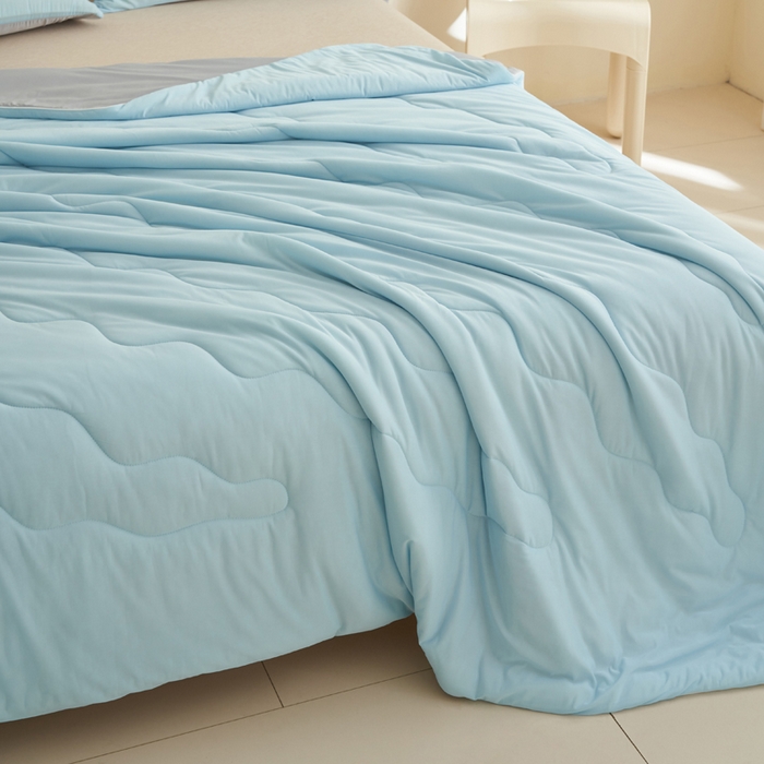 91家纺网 家纺一手货源 找家纺 畅销被业 2026新款凉感丝抗菌羽丝棉夏被夏凉被空调被 蓝色-浅灰