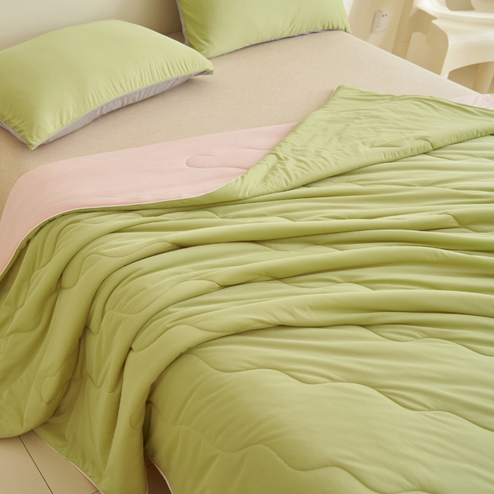 91家纺网 家纺一手货源 找家纺 畅销被业 2026新款凉感丝抗菌羽丝棉夏被夏凉被空调被 果绿-粉色