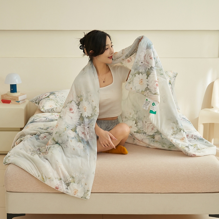 91家纺网 家纺一手货源 找家纺 （总）畅销被业 2026新款卡通印花跨境外贸有氨凉感丝冰淇淋夏凉被空调被