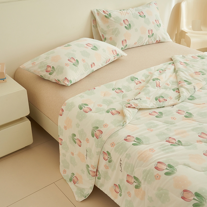 91家纺网 家纺一手货源 找家纺 畅销被业 2026新款卡通印花跨境外贸有氨凉感丝冰淇淋夏凉被空调被 郁金香