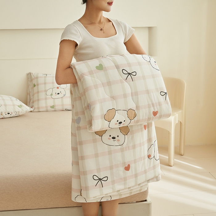 91家纺网 家纺一手货源 找家纺 畅销被业 2026新款卡通印花跨境外贸有氨凉感丝冰淇淋夏凉被空调被 格子狗