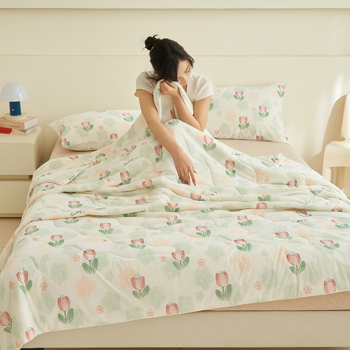 91家纺网 家纺一手货源 找家纺 畅销被业 2026新款卡通印花跨境外贸有氨凉感丝冰淇淋夏凉被空调被 郁金香