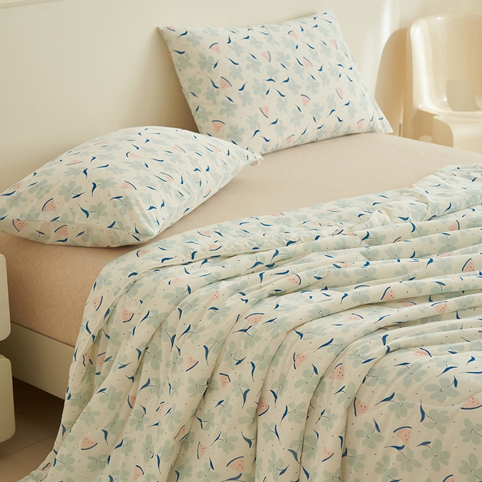 91家纺网 家纺一手货源 找家纺 畅销被业 2026新款卡通印花跨境外贸有氨凉感丝冰淇淋夏凉被空调被 顶呱呱