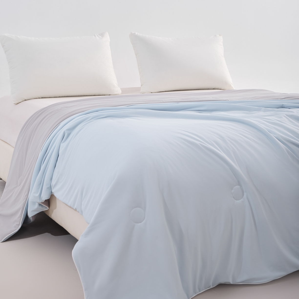 91家纺网 家纺一手货源 找家纺 苏羿家纺 2026春夏新款A类踩棉工艺凉感丝纯色夏被空调被夏凉被 被子被芯 绅士灰+天空蓝