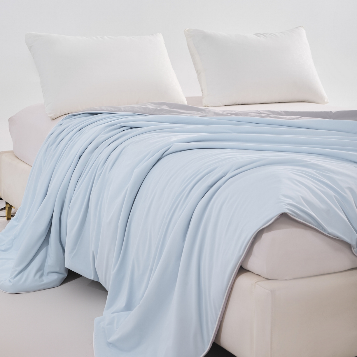 91家纺网 家纺一手货源 找家纺 苏羿家纺 2026春夏新款A类踩棉工艺凉感丝纯色夏被空调被夏凉被 被子被芯 绅士灰+天空蓝