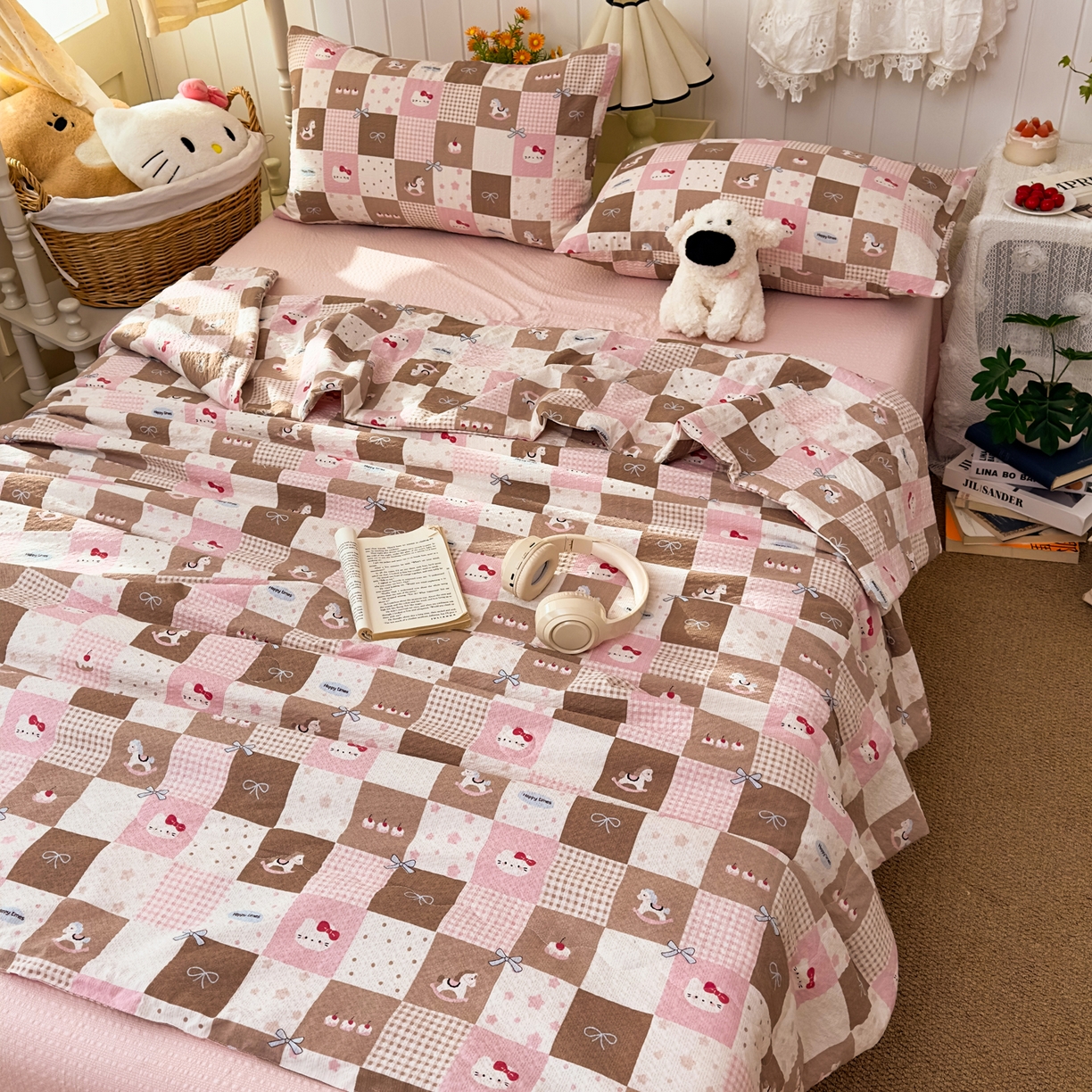 91家纺网 家纺一手货源 找家纺 2026新款泡芙棉卡通夏被四件套双层纱单夏被 夏被-木马甜梦格