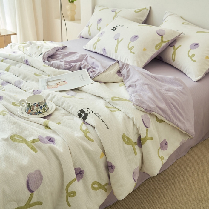 91家纺网 家纺一手货源 找家纺 畅销被业 2026新款A类泡芙棉印花夏被四件套 元气熊猫