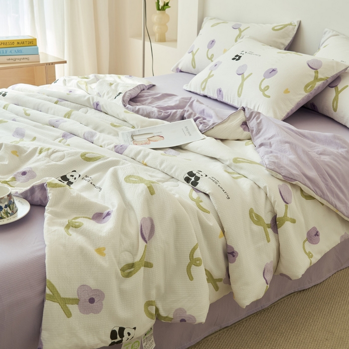 91家纺网 家纺一手货源 找家纺 畅销被业 2026新款A类泡芙棉印花夏被四件套 元气熊猫