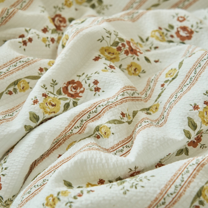 91家纺网 家纺一手货源 找家纺 畅销被业 2026新款A类泡芙棉印花夏被四件套 凯伦庄园