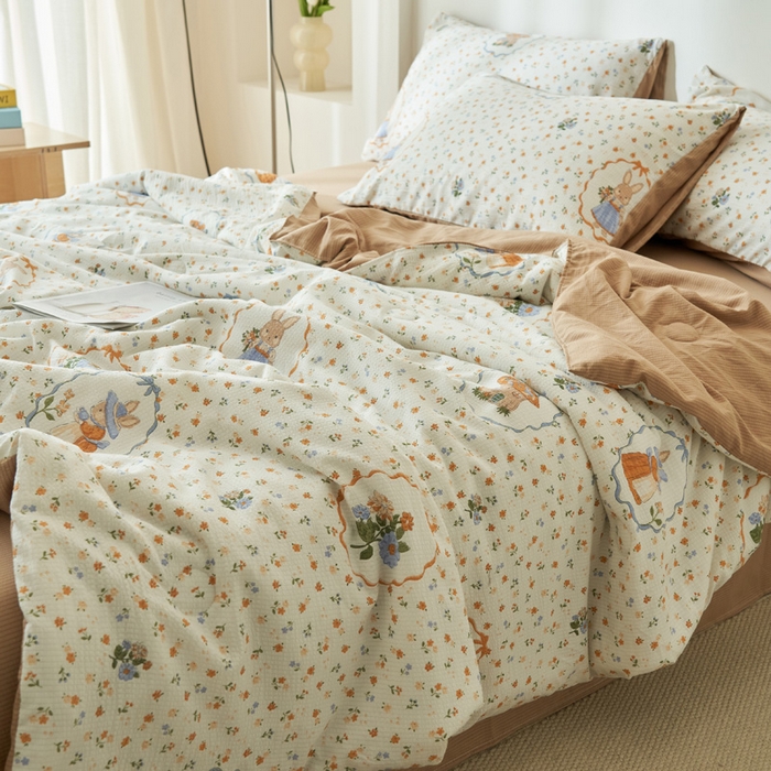 91家纺网 家纺一手货源 找家纺 畅销被业 2026新款A类泡芙棉印花夏被四件套 花园小兔