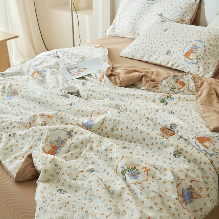 91家纺网 家纺一手货源 找家纺 畅销被业 2026新款A类泡芙棉印花夏被四件套 花园小兔