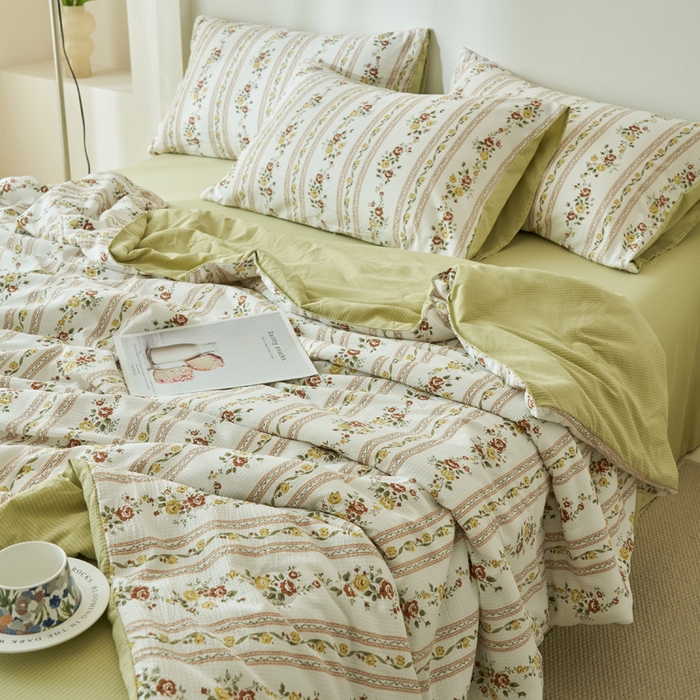 91家纺网 家纺一手货源 找家纺 畅销被业 2026新款A类泡芙棉印花夏被四件套 凯伦庄园