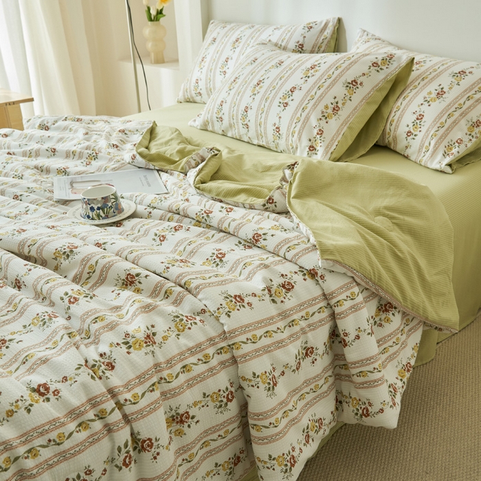 91家纺网 家纺一手货源 找家纺 畅销被业 2026新款A类泡芙棉印花夏被四件套 凯伦庄园