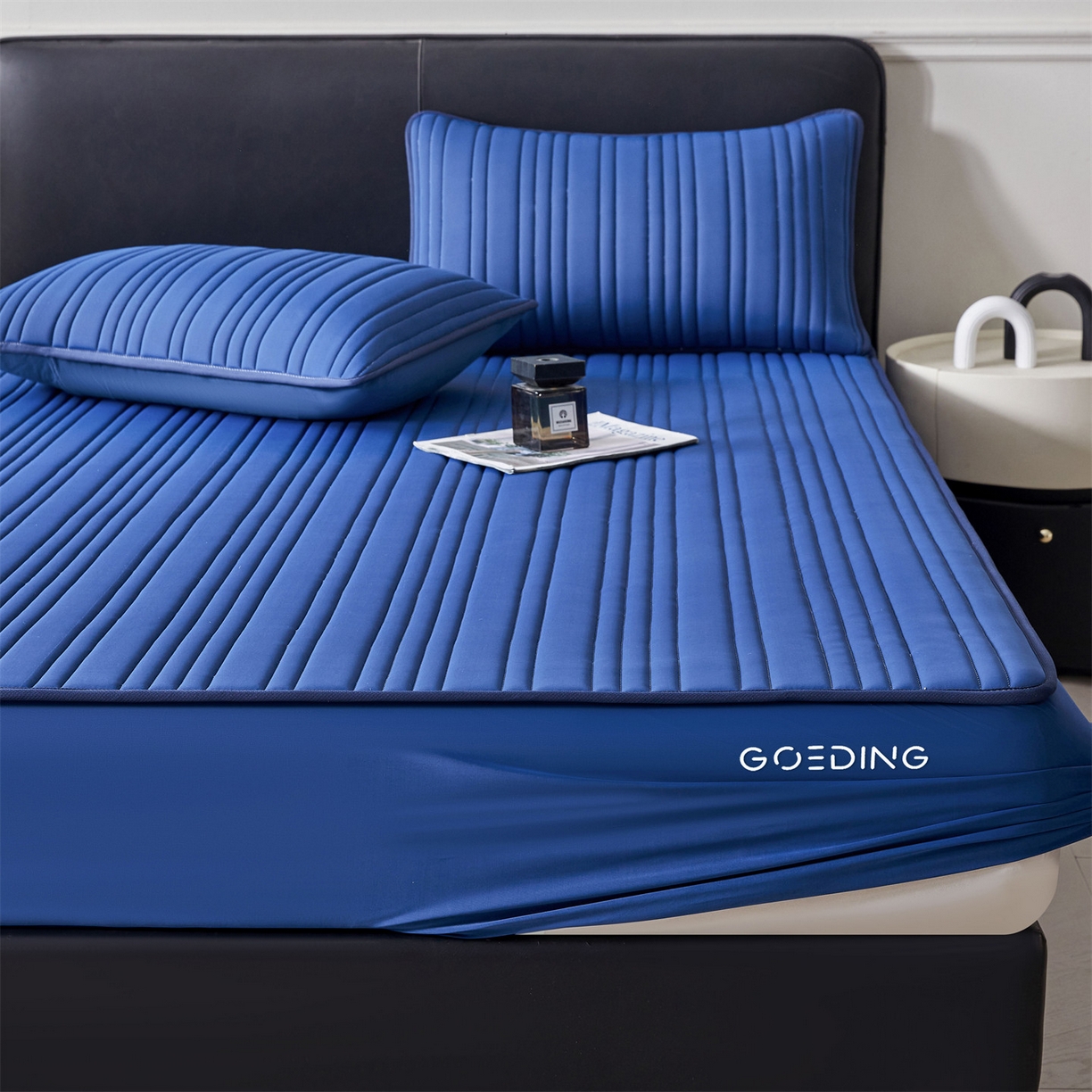 91家纺网 家纺一手货源 找家纺 雯豆家纺 2026春夏新款氨纶凉感丝床笠夏被四件套0.28凉感值空调被子被芯 知夏-黛蓝