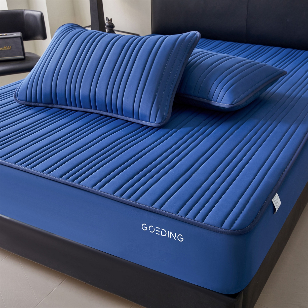 91家纺网 家纺一手货源 找家纺 雯豆家纺 2026春夏新款氨纶凉感丝床笠夏被四件套0.28凉感值空调被子被芯 知夏-黛蓝