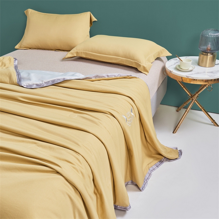 91家纺网 家纺一手货源 找家纺 畅销被业 2026新款燕窝蛋白夏被 被子被芯 夏凉被 大麦黄