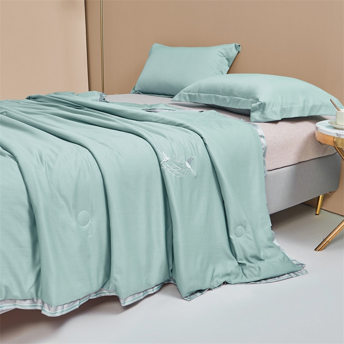 91家纺网 家纺一手货源 找家纺 畅销被业 2026新款燕窝蛋白夏被 被子被芯 夏凉被 清新绿