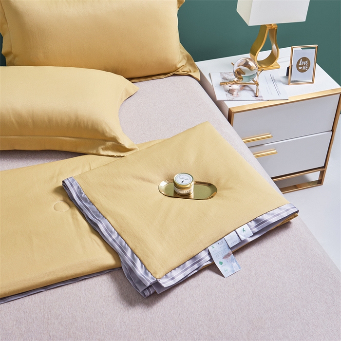 91家纺网 家纺一手货源 找家纺 畅销被业 2026新款燕窝蛋白夏被 被子被芯 夏凉被 大麦黄