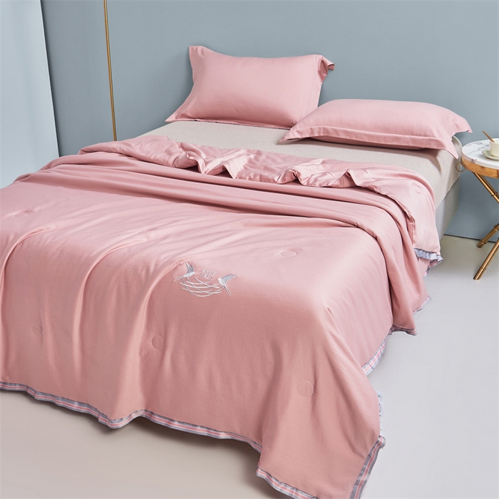 91家纺网 家纺一手货源 找家纺 畅销被业 2026新款燕窝蛋白夏被 被子被芯 夏凉被 藕荷粉