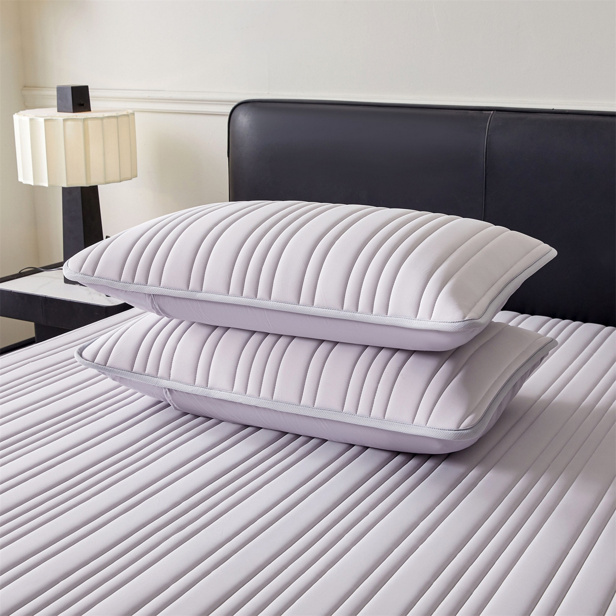 91家纺网 家纺一手货源 找家纺 雯豆家纺 2026春夏新款氨纶凉感丝床笠夏被四件套0.28凉感值空调被子被芯 知夏-浅灰