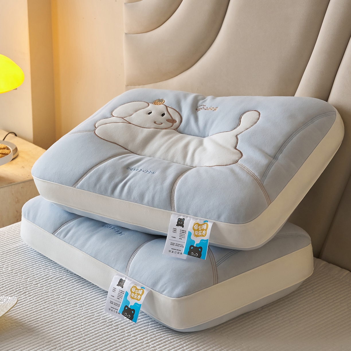 91家纺网 家纺一手货源 找家纺 乐可 2026新款卡通儿童枕 可爱狗蓝