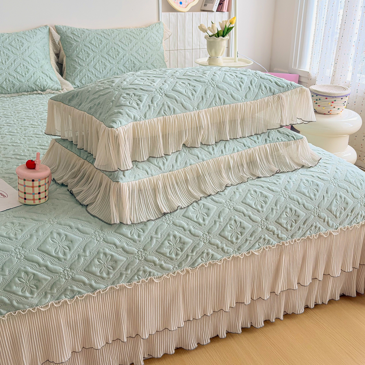 91家纺网 家纺一手货源 找家纺 暖芯家纺 2026新款PE乙纶高克重凉感丝网纱床裙凉席席子三件套 洛芙漫-抹茶绿