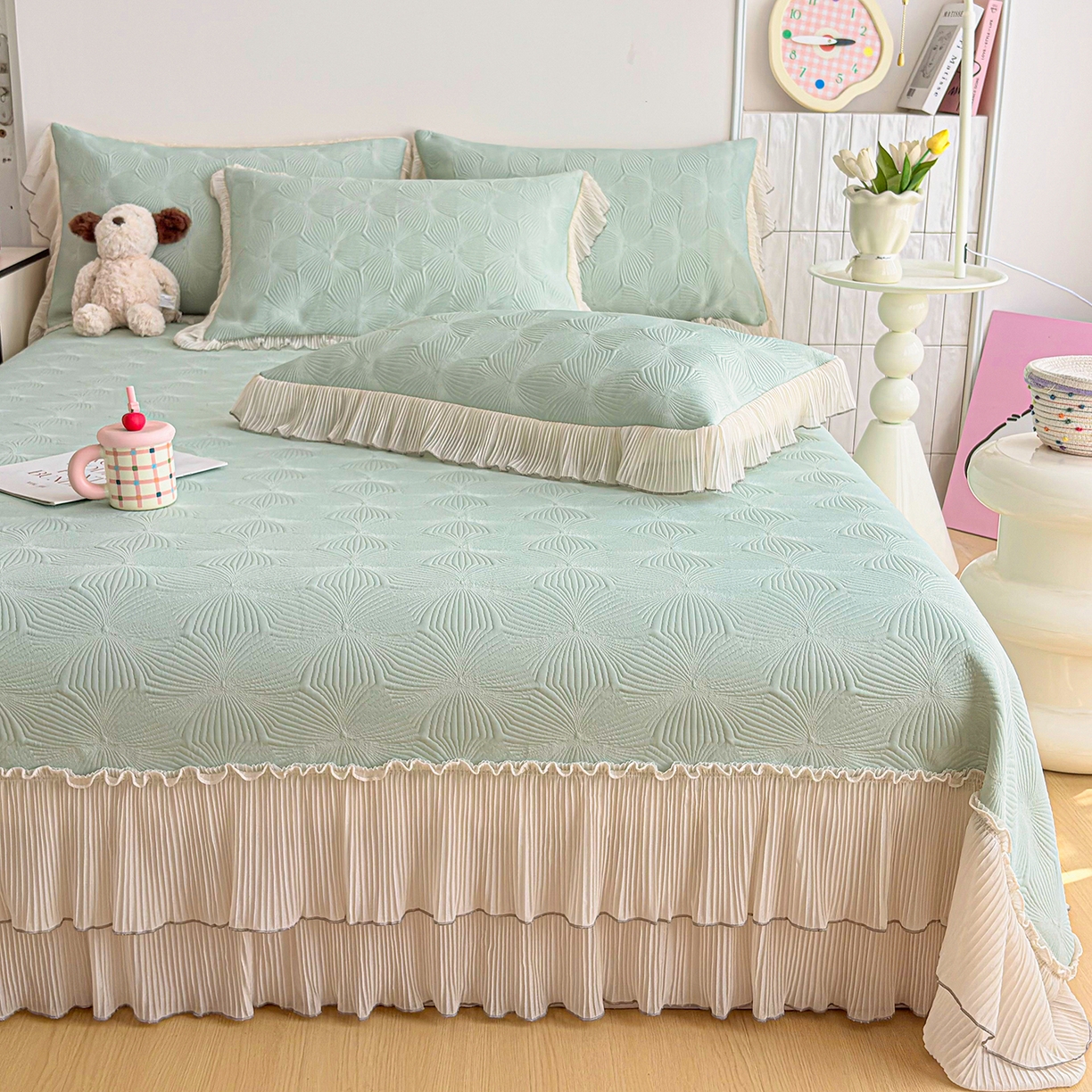 91家纺网 家纺一手货源 找家纺 暖芯家纺 2026新款PE乙纶高克重凉感丝网纱床裙凉席席子三件套 轻梦瑶-抹茶绿