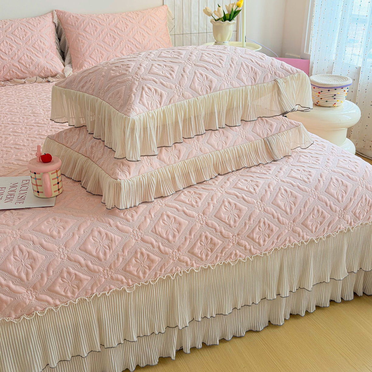 91家纺网 家纺一手货源 找家纺 暖芯家纺 2026新款PE乙纶高克重凉感丝网纱床裙凉席席子三件套 洛芙漫-柔雾粉