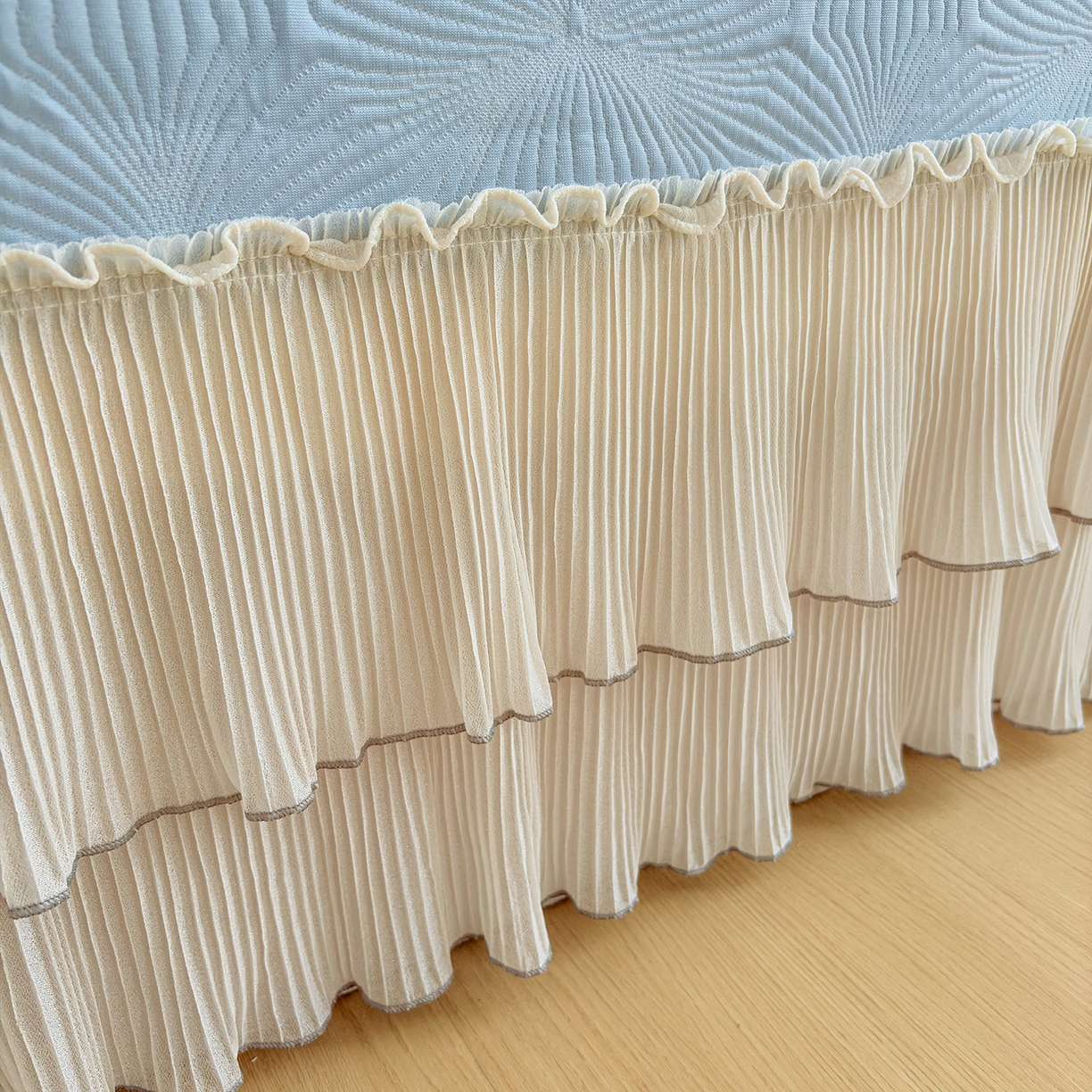 91家纺网 家纺一手货源 找家纺 暖芯家纺 2026新款PE乙纶高克重凉感丝网纱床裙凉席席子三件套 轻梦瑶-天空蓝