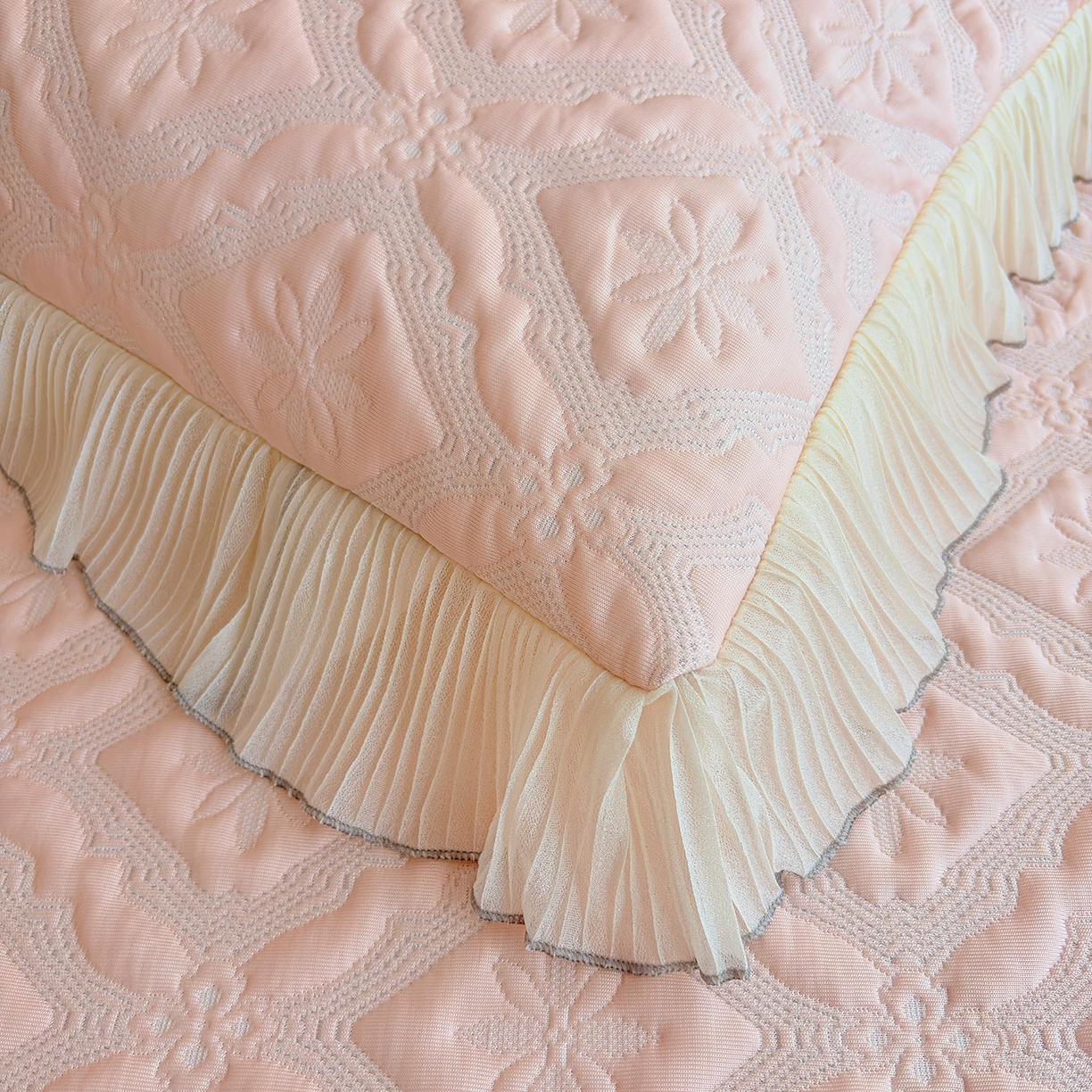 91家纺网 家纺一手货源 找家纺 暖芯家纺 2026新款PE乙纶高克重凉感丝网纱床裙凉席席子三件套 洛芙漫-柔雾粉