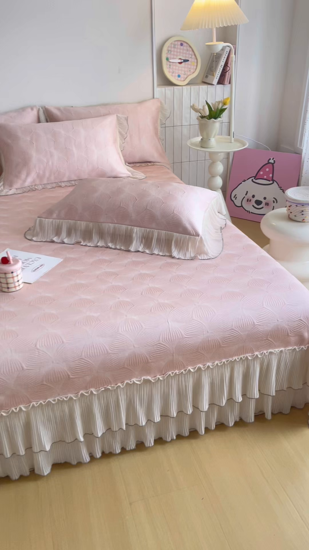 91家纺网 家纺一手货源 找家纺 暖芯家纺 2026新款PE乙纶高克重凉感丝网纱床裙凉席席子三件套 轻梦瑶-柔雾粉