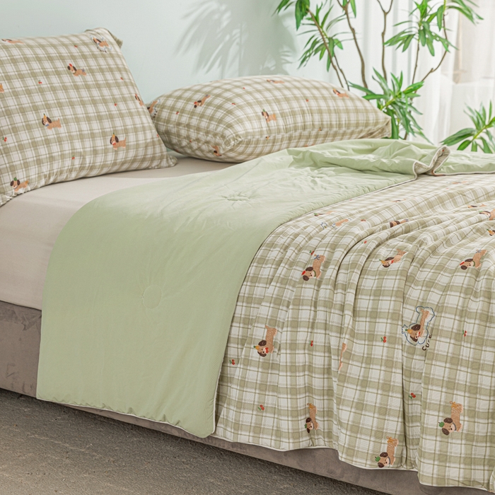 91家纺网 家纺一手货源 找家纺 苏羿家纺 2026春夏新款A类踩棉工艺凉感丝印花夏被夏凉被空调被 腊肠狗