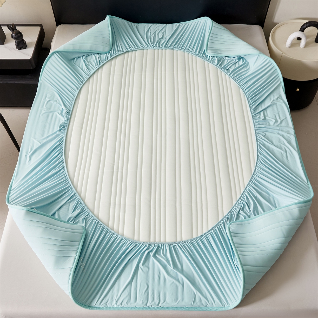 91家纺网 家纺一手货源 找家纺 雯豆家纺 2026春夏新款氨纶凉感丝床笠夏被四件套0.28凉感值空调被子被芯 知夏-水绿