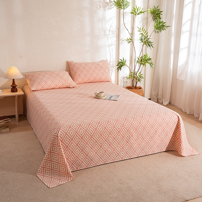 91家纺网 家纺一手货源 找家纺 博弈家纺   2026新款亲肤舒适原棉老粗布床单凉席三件套系列 图文迷宫-黄