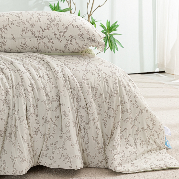 91家纺网 家纺一手货源 找家纺 苏羿家纺 2026春夏新款A类踩棉工艺凉感丝印花夏被夏凉被空调被 夏礼