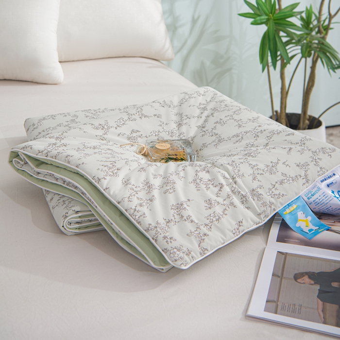 91家纺网 家纺一手货源 找家纺 苏羿家纺 2026春夏新款A类踩棉工艺凉感丝印花夏被夏凉被空调被 夏礼