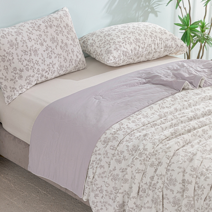 91家纺网 家纺一手货源 找家纺 苏羿家纺 2026春夏新款A类踩棉工艺凉感丝印花夏被夏凉被空调被 香颂