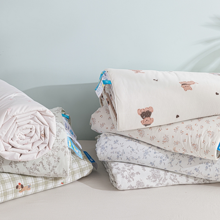 91家纺网 家纺一手货源 找家纺 苏羿家纺 2026春夏新款A类踩棉工艺凉感丝印花夏被夏凉被空调被 组合图仅供展示不可下单